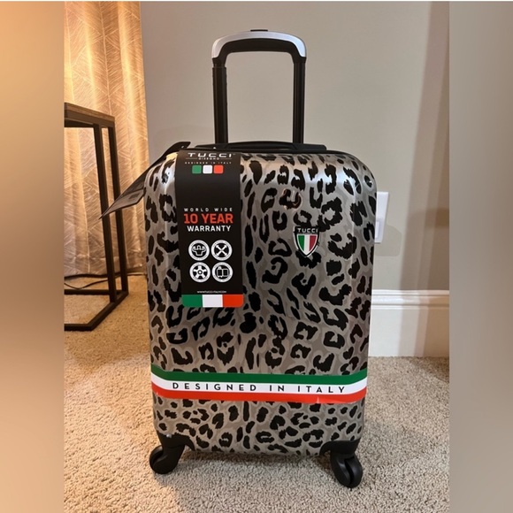 tucci Other - 🎉LAST PIECE🎉TUCCI Italy WINTER LEOPARD 20" Spinner Carry On Travel Suitcase
